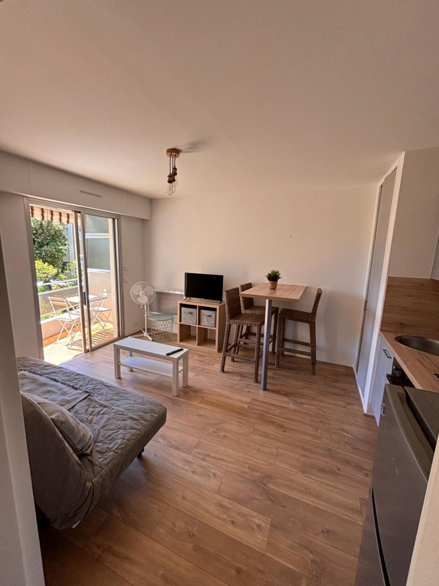 Beau Studio 300 M De La Plage Avec Parking Apartamento La Ciotat Exterior foto